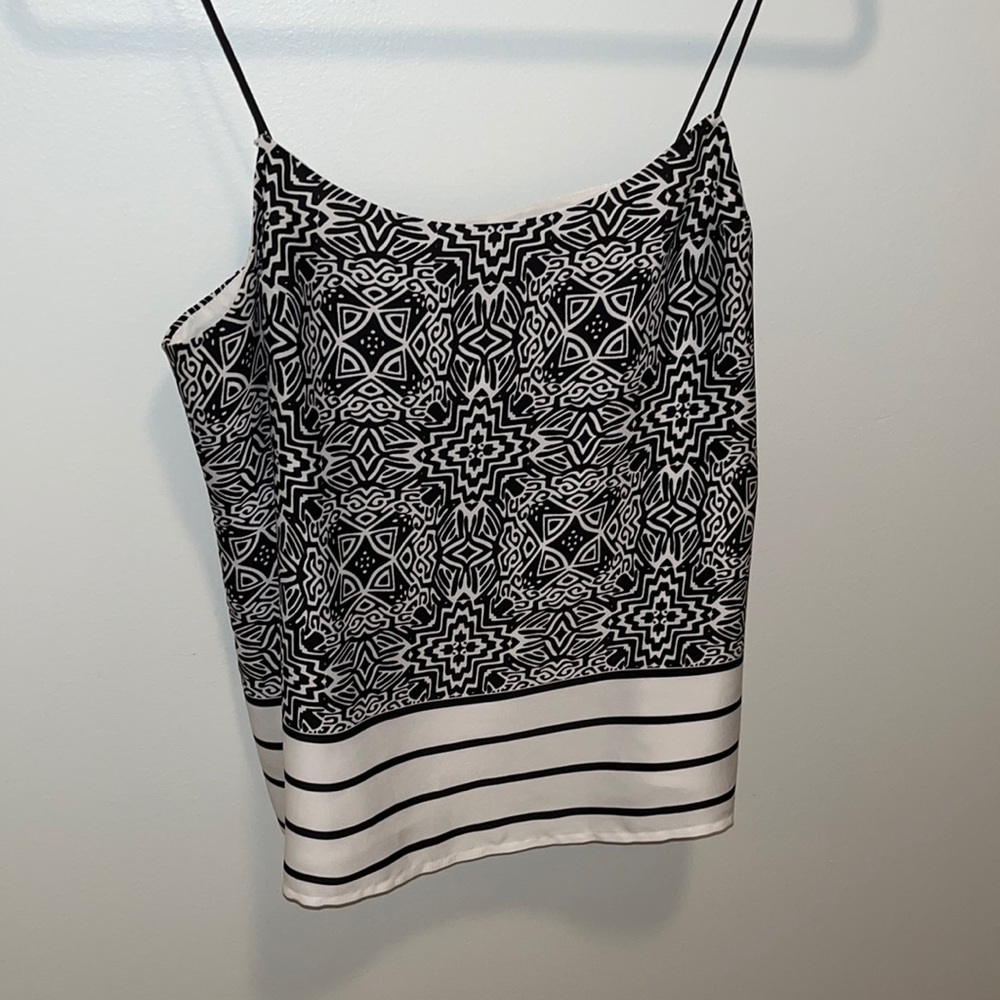 Black/white tank top